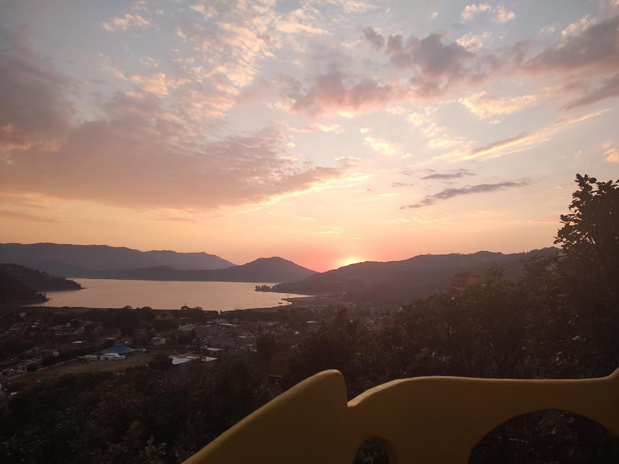 El Encinal De Las Flores Valle de Bravo Rom bilde